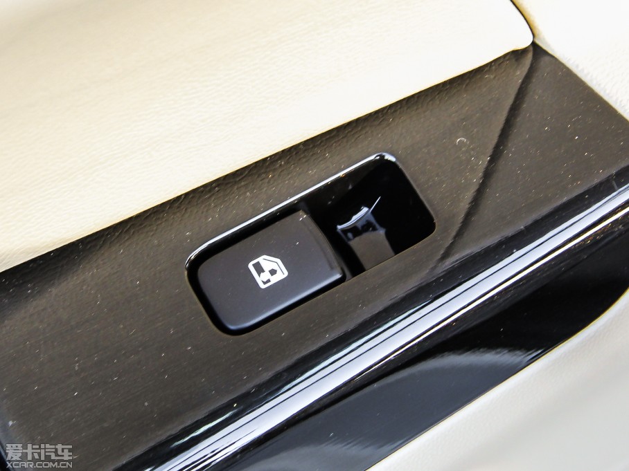 2014݄(dng) 1.6L ք(dng)F 