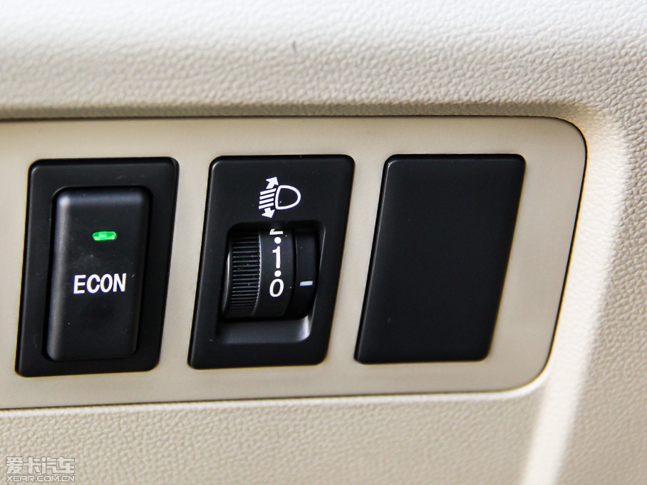 2014���݄� 1.6L �ք����F�� 