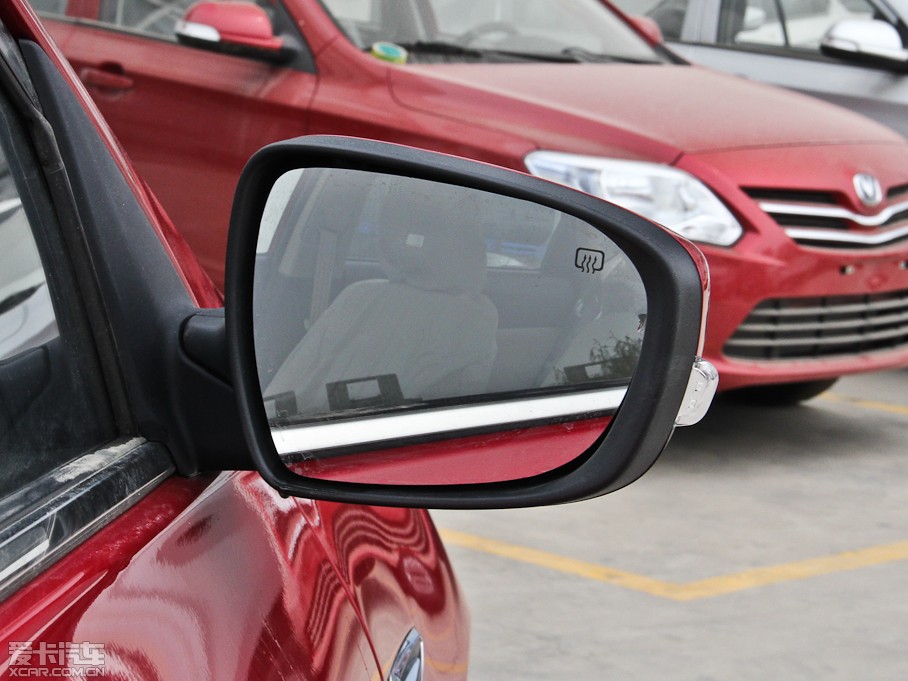 2014���݄� 1.6L �ԄӺ��A�� ��V