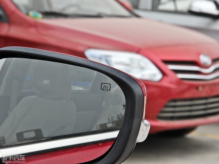 2014���݄� 1.6L �ԄӺ��A�� ��V