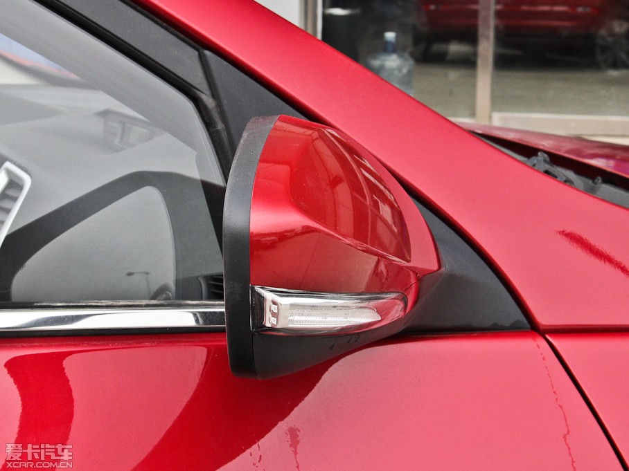 2014���݄� 1.6L �ԄӺ��A�� ��V