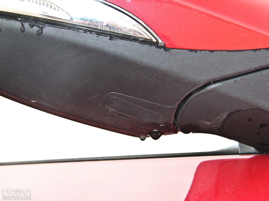 2014���݄� 1.6L �ԄӺ��A�� ��V