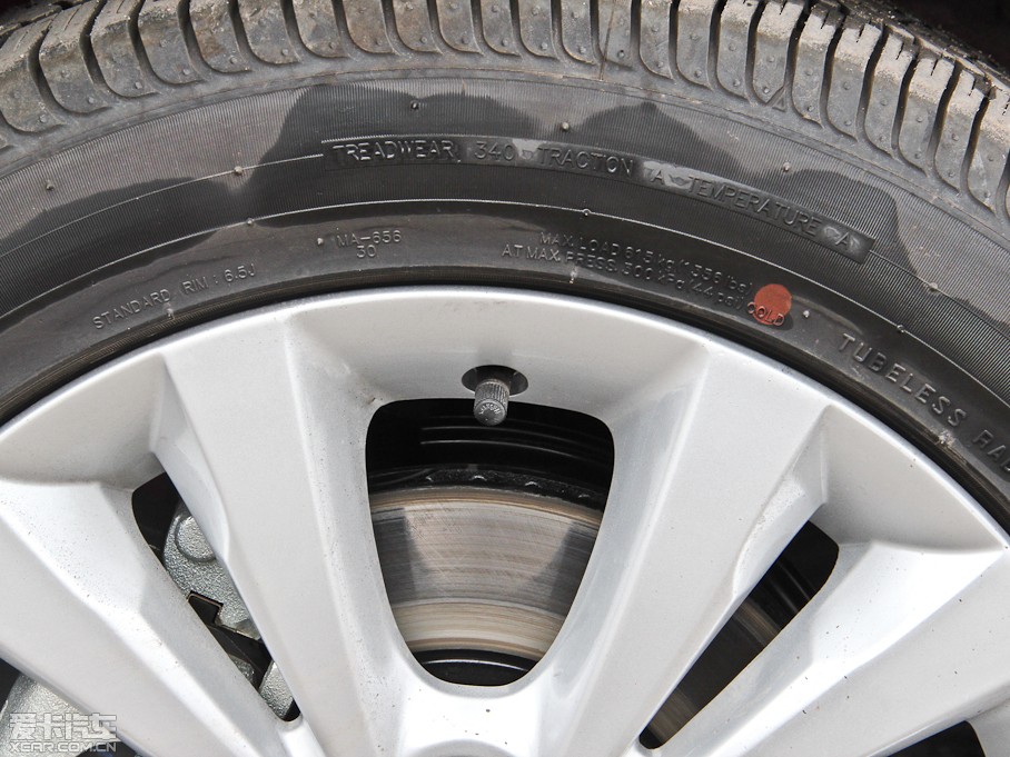 2014���݄� 1.6L �ԄӺ��A�� ��V