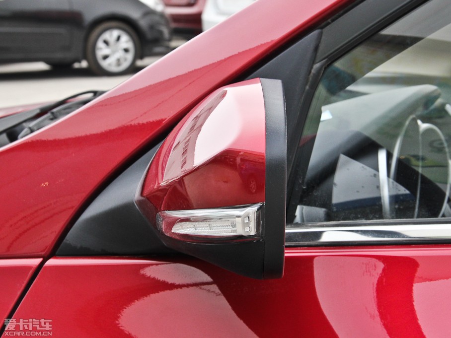 2014���݄� 1.6L �ԄӺ��A�� ��V