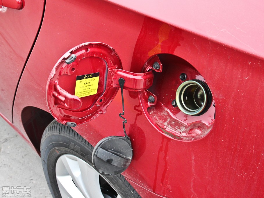 2014���݄� 1.6L �ԄӺ��A�� ��V