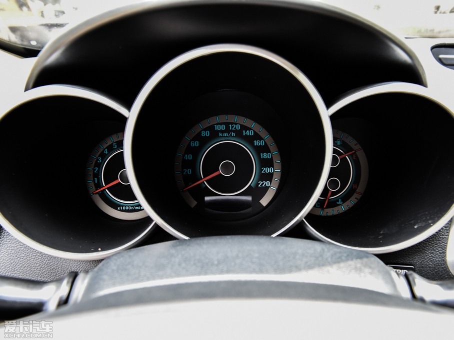 2014݄(dng) 1.6L Ԅ(dng)F 