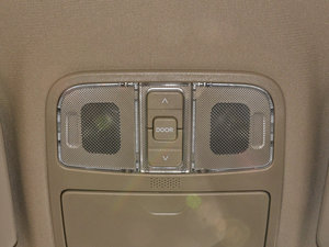 2014款1.6L 手动豪华版  中控区