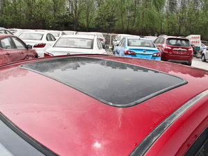 2014款1.6L 自动豪华版 京V 车顶
