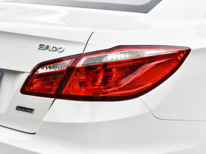 2014款1.6L 自动尊贵版  细节外观