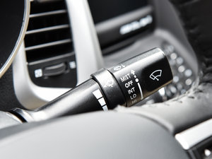 2014款1.6L 自动尊贵版  中控区