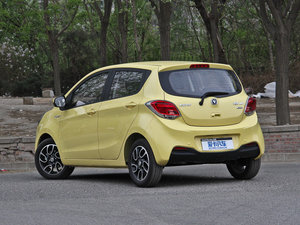 2014款1.4L IMT尊贵版 左后45度