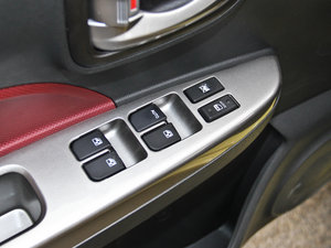2014款1.4L IMT尊贵版 主驾车窗控制区	
