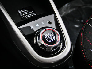 2014款1.4L IMT尊贵版 换挡杆