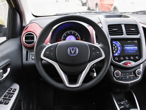 2014款1.4L IMT尊贵版 方向盘