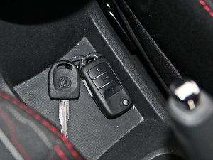 2014款1.4L IMT尊贵版 车钥匙