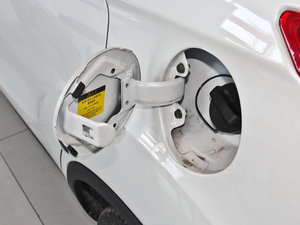 2014款1.6L 手动豪华版 油箱盖