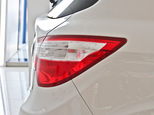 2014款1.6L 手动豪华版 细节外观