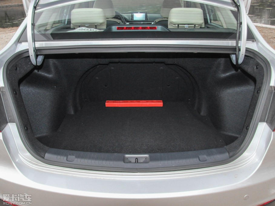 2015���V7 1.6L �քӘ�Ȥ�� ��IV