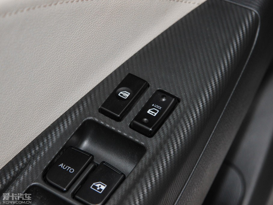 2015���V7 1.6L �քӘ�Ȥ�� ��IV