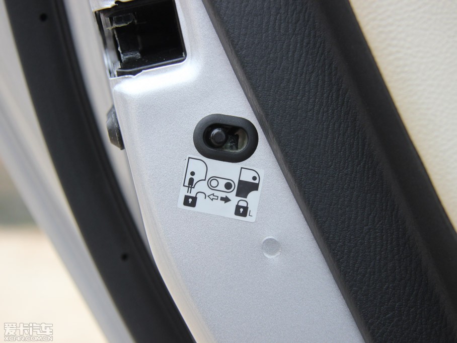 2015���V7 1.6L �քӘ�Ȥ�� ��IV