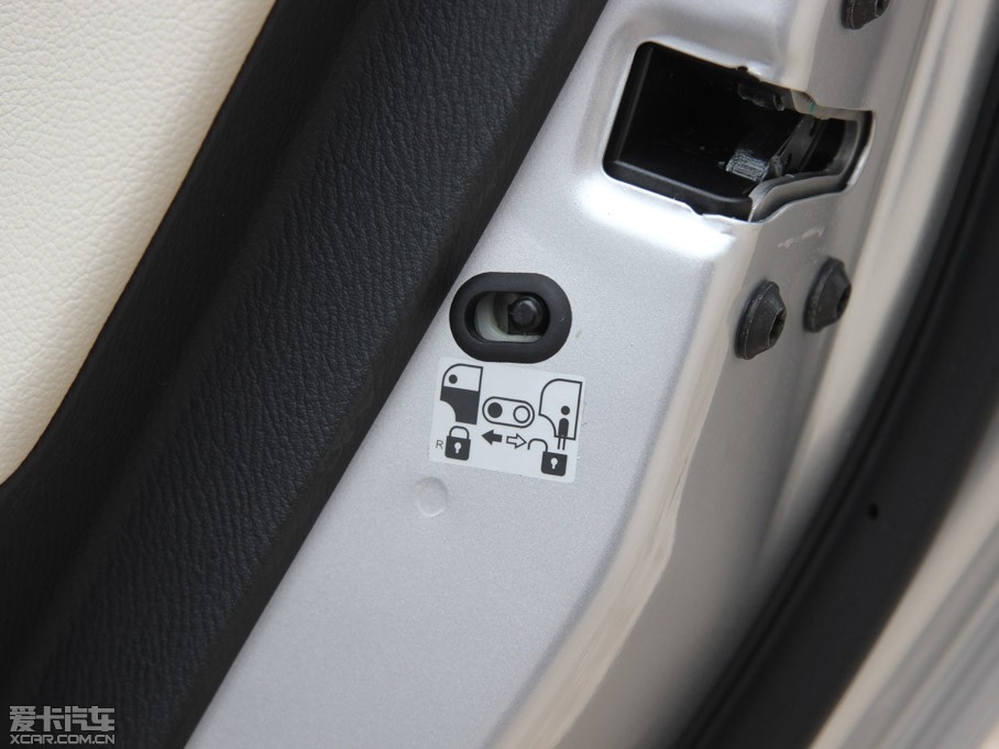 2015���V7 1.6L �ք�(d��ng)��Ȥ�� ��(gu��)IV