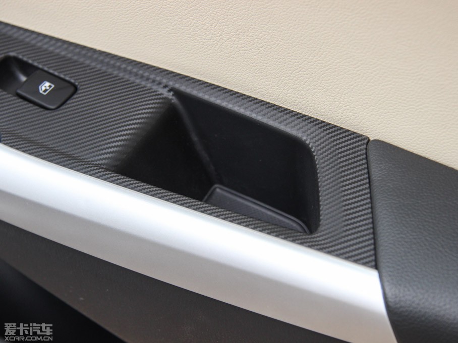 2015���V7 1.6L �քӘ�Ȥ�� ��IV