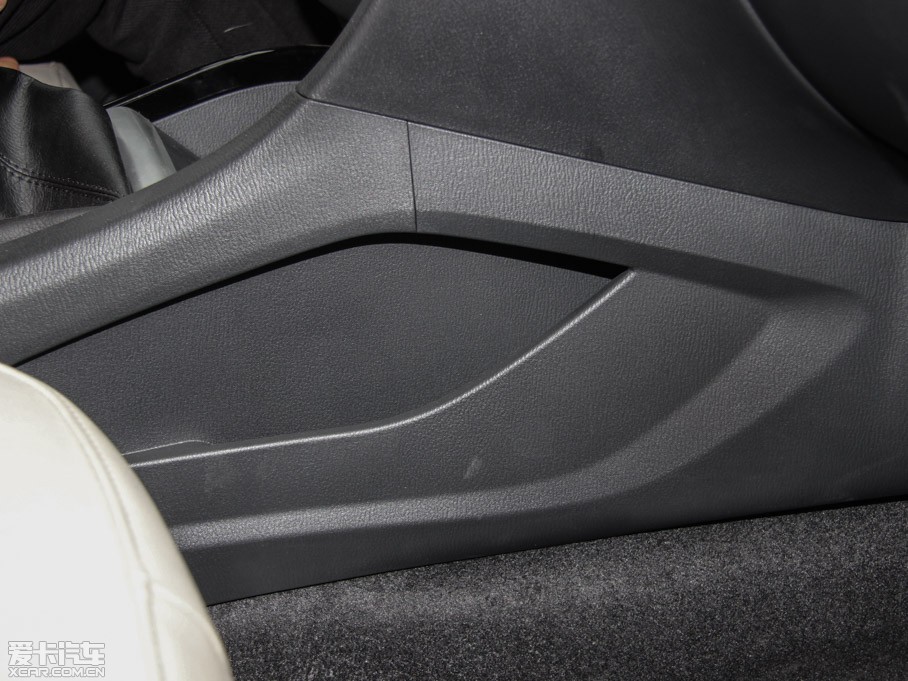 2015���V7 1.6L �քӘ�Ȥ�� ��IV