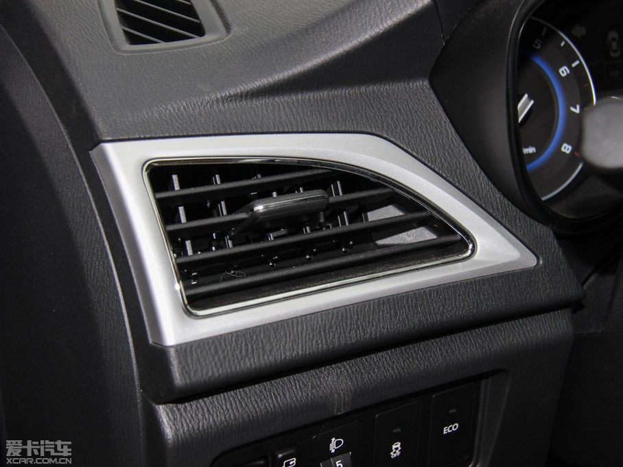 2015���V7 1.6L �քӘ�Ȥ�� ��IV