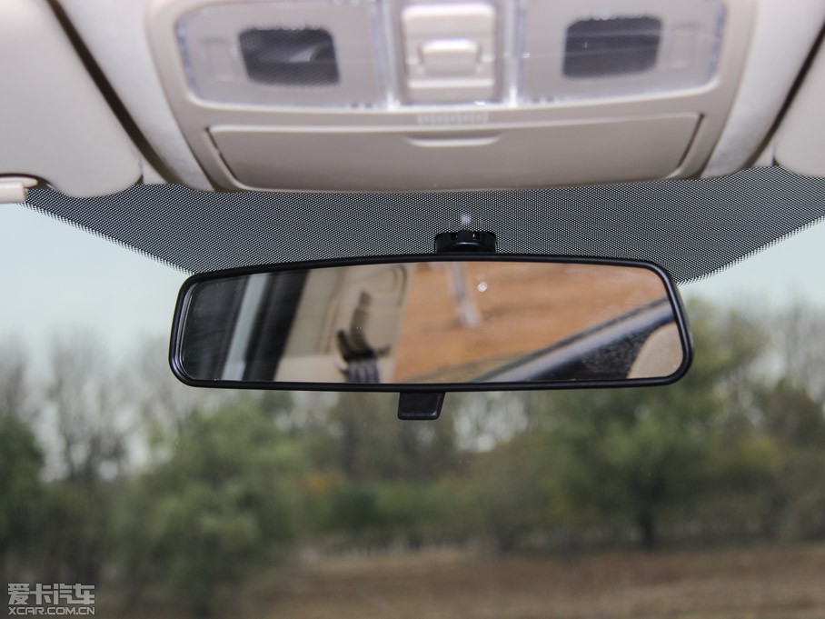 2015���V7 1.6L �քӘ�Ȥ�� ��IV