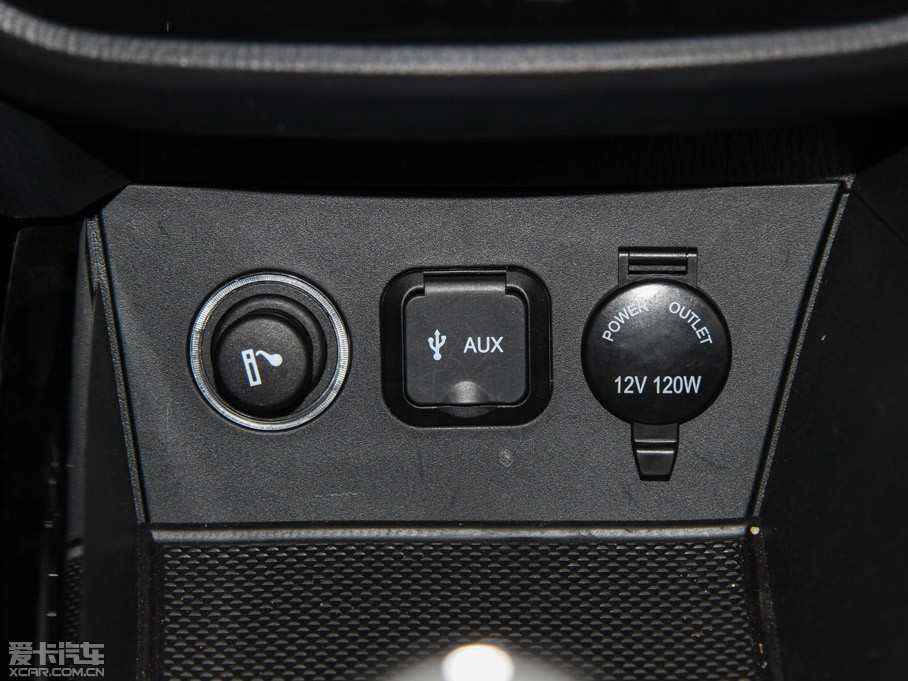 2015���V7 1.6L �քӘ�Ȥ�� ��IV