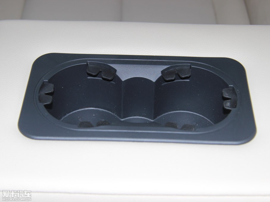 2015���V7 1.6L �քӘ�Ȥ�� ��IV