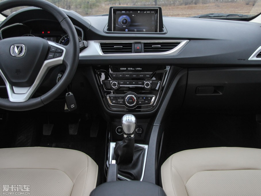 2015���V7 1.6L �քӘ�Ȥ�� ��IV