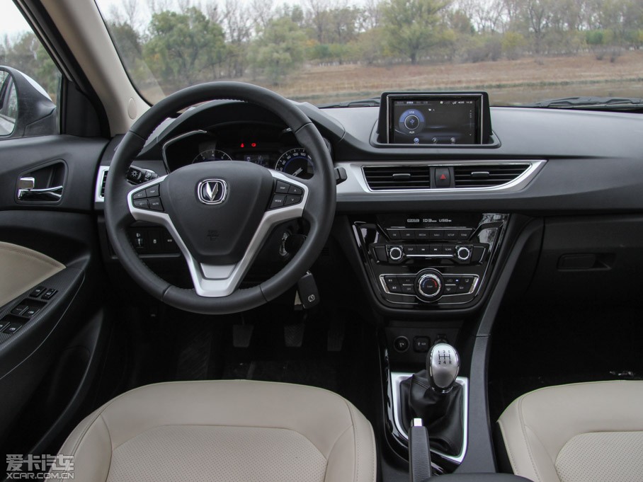 2015���V7 1.6L �քӘ�Ȥ�� ��IV