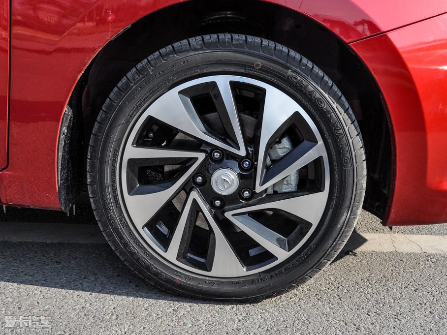 2015V7 1.6L ք(dng)(l)Ȥ (gu)IV