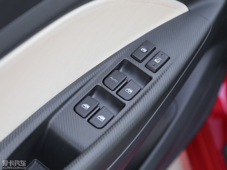 2015���V7 1.6L �քӘ�Ȥ�� ��IV