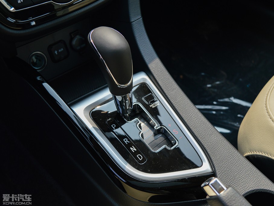 2015V7 1.6L Զ IV
