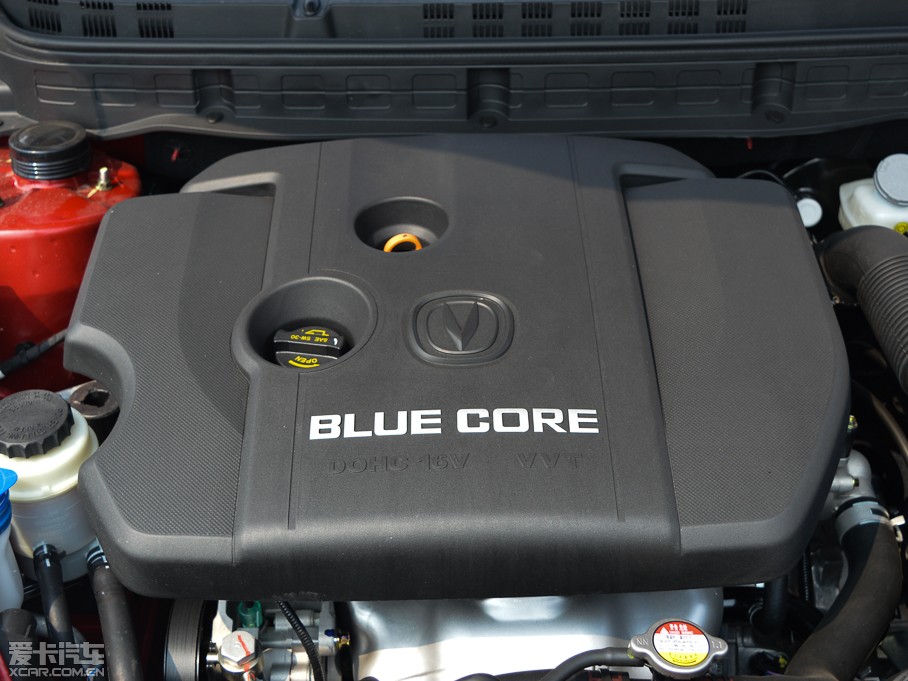 2015V7 1.6L Զ IV