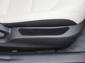 長安乘用車2015款悅翔V7