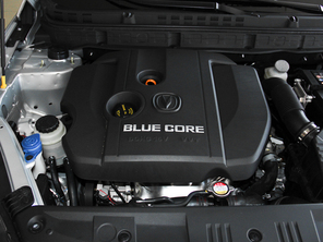 長安乘用車2015款悅翔V7