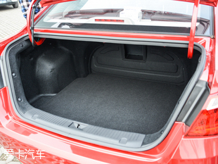 長安乘用車2015款逸動