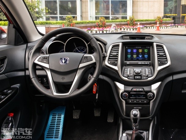 長安乘用車2015款逸動(dòng)