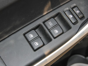 2015款1.6L 手动豪华型 国V 主驾车窗控制区	