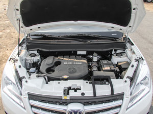 2015款1.6L 手动豪华型 国V 发动机