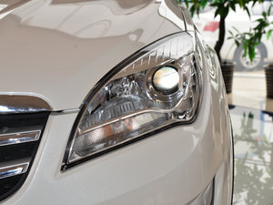 2015款1.6L 手动豪华型 国IV 大灯