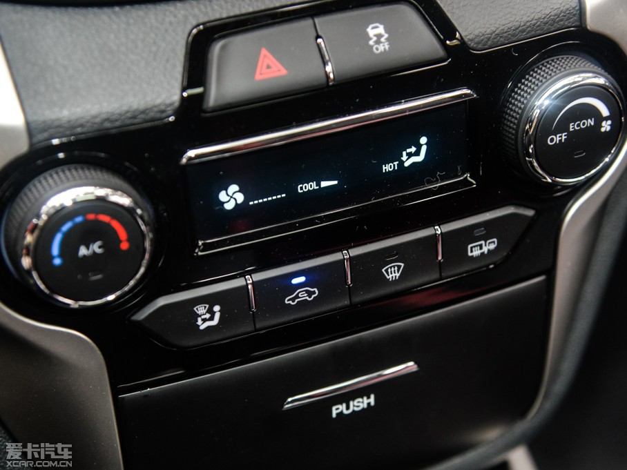 2015݄(dng)XT 1.5T Ԅ(dng)ſ IV