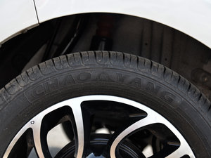 2015款1.4L 手动豪华版 国IV 轮胎品牌