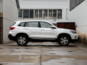 2015款1.8T 自动四驱精英型 整体外观