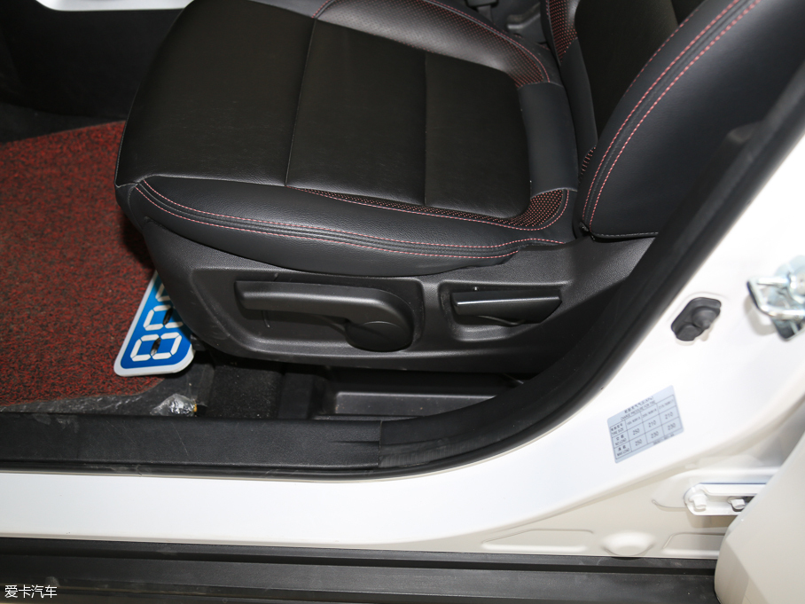 2016���L(zh��ng)��CS35 1.6L �ք�(d��ng)���A�� ��(gu��)V