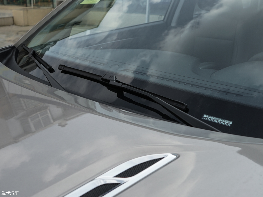 2016LCS75 1.8T ԄӾӢ V