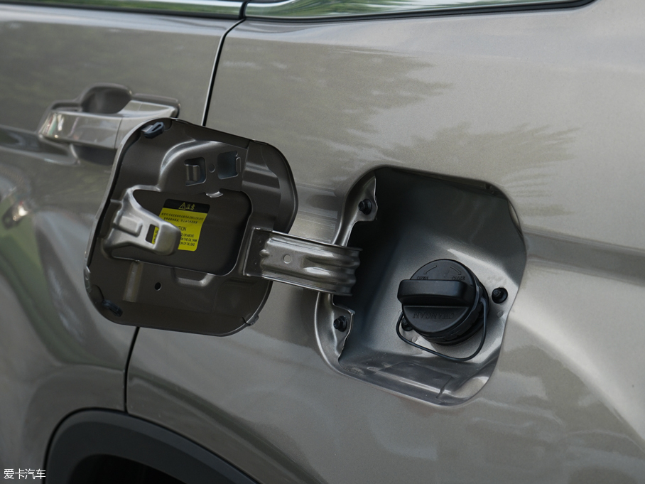 2016L(zhng)CS75 1.8T Ԅ(dng)Ӣ (gu)V